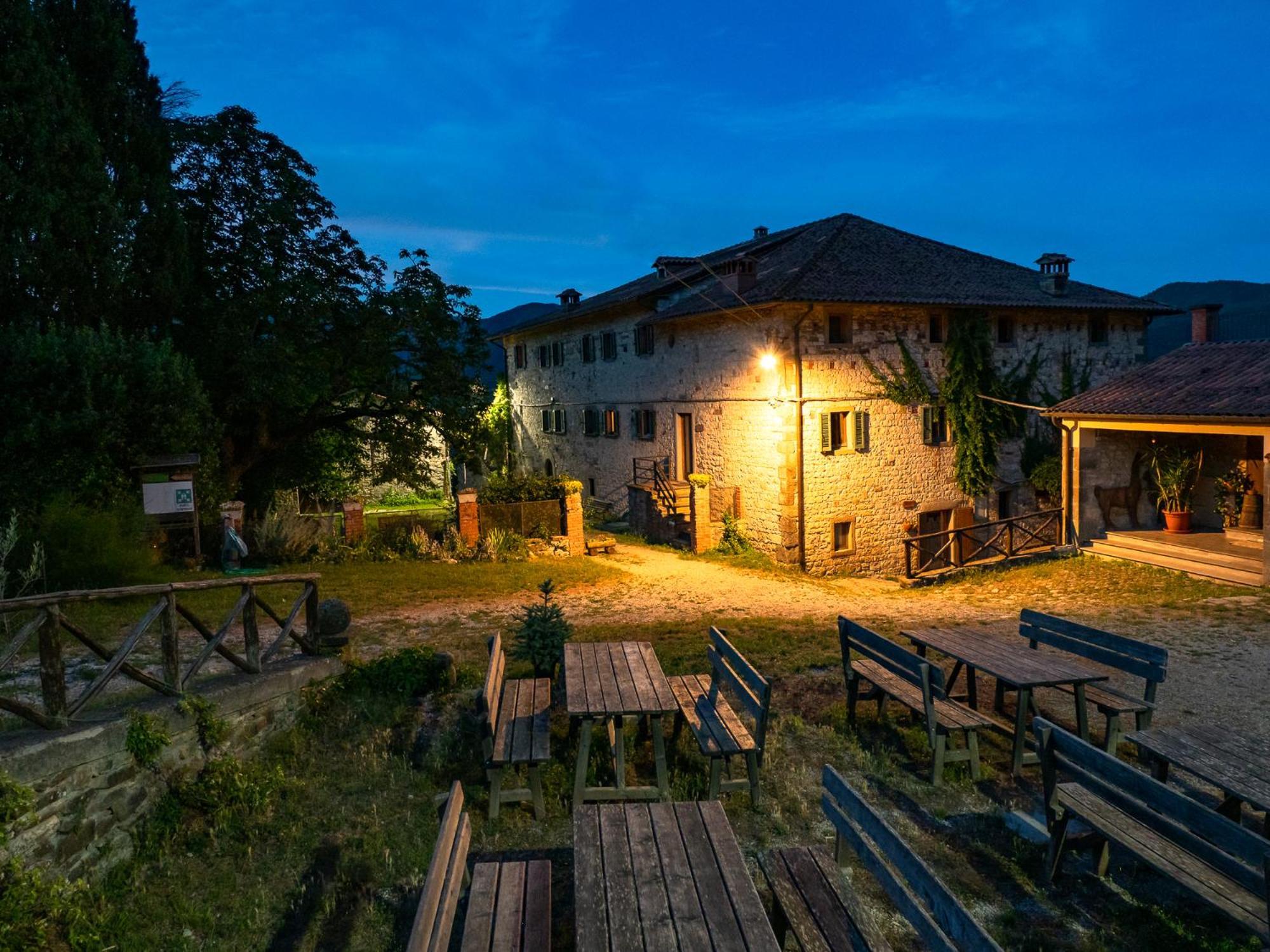 Agriturismo Villaggio Eden Pieve Santo Stefano Exteriör bild